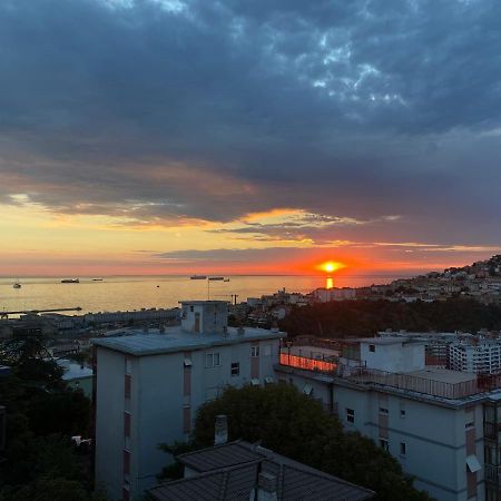 Ferienwohnung Free Parking -6 Posti Letto E Terrazzo Vista Mare Triest Exterior foto