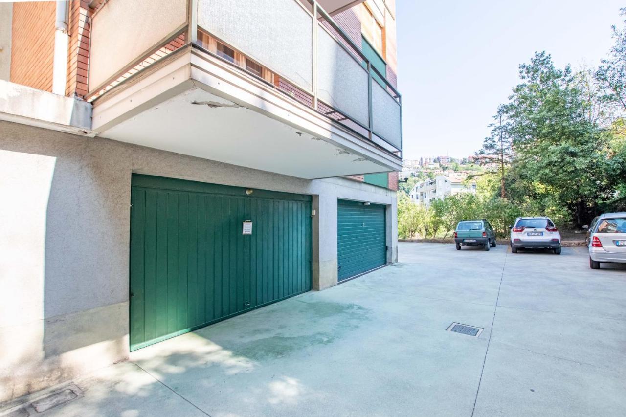 Ferienwohnung Free Parking -6 Posti Letto E Terrazzo Vista Mare Triest Exterior foto